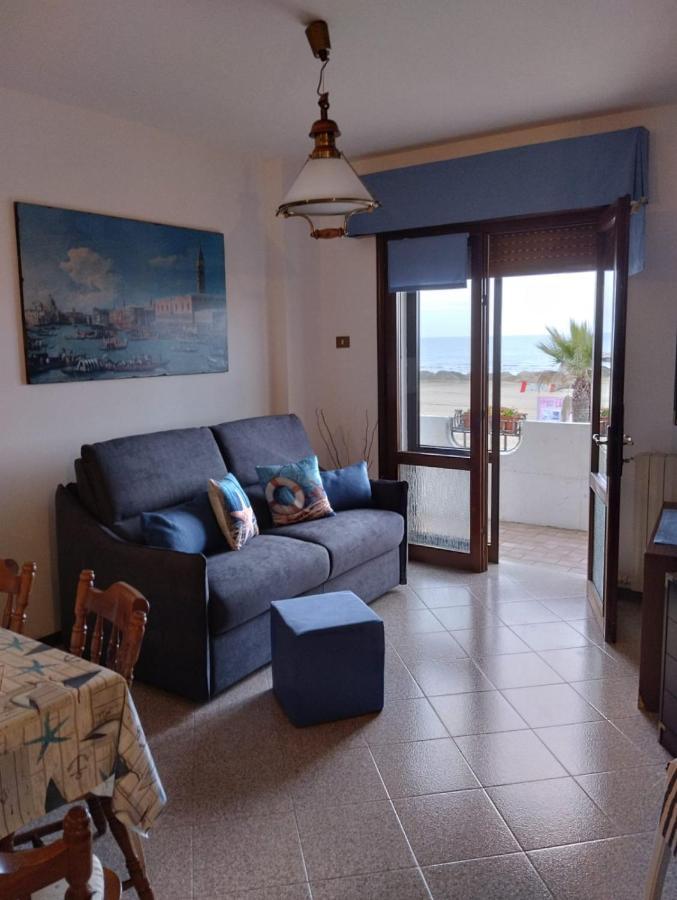 Appartamento Frontemare Azzurra Caorle Bagian luar foto